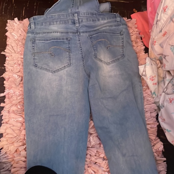 Over alls - Picture 3 of 3